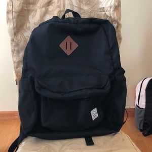 BLACK BACKPACK